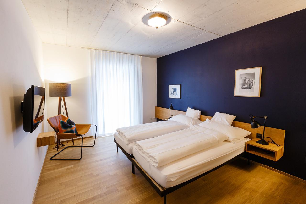 Hotel ZwiBack Dübendorf Buitenkant foto